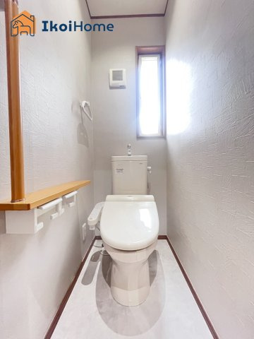 神戸市西区玉津町今津　中古一戸建のトイレ|【ホームページに現地動画掲載中】●年中無休：当日予約可●ウォシュレット、暖房便座標準装備。