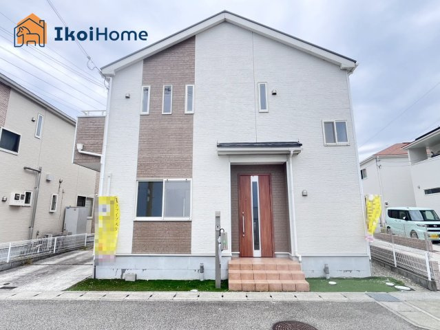 神戸市西区玉津町今津　中古一戸建の外観|【ホームページに現地動画掲載中】●年中無休：当日予約可●2014年建築！太陽光発電搭載！駐車２台可能