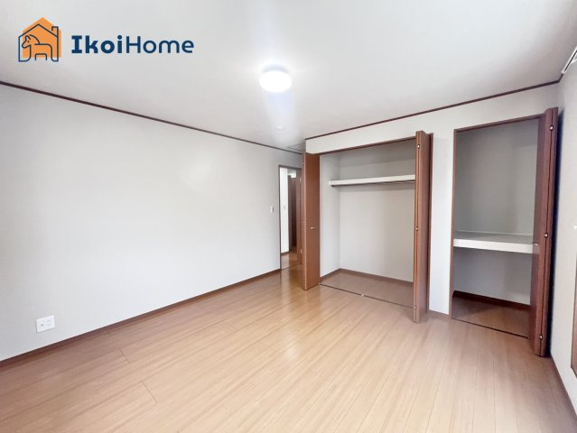 神戸市西区玉津町今津　中古一戸建の子供部屋|【ホームページに現地動画掲載中】●年中無休：当日予約可●収納が多く季節ものの家電も収納可能