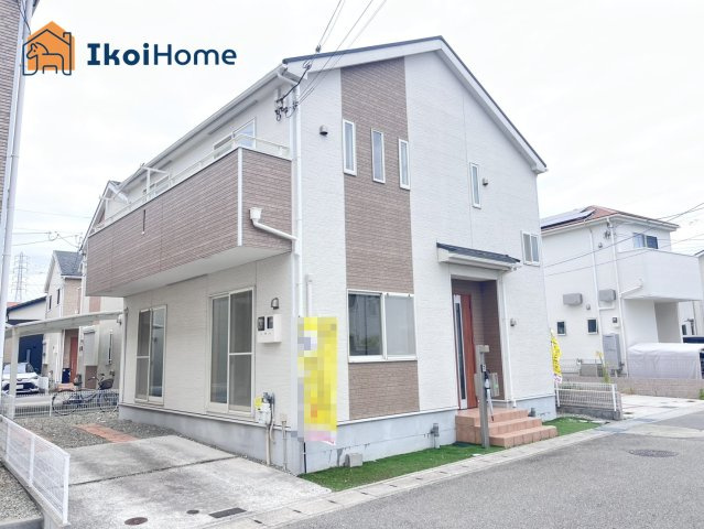 神戸市西区玉津町今津　中古一戸建のエントランス|【ホームページに現地動画掲載中】●年中無休：当日予約可●全居室６帖以上！2014年建築の築浅！