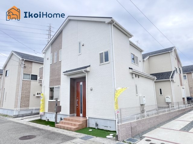 神戸市西区玉津町今津　中古一戸建の玄関|【ホームページに現地動画掲載中】●年中無休：当日予約可●夜間でもご案内可能。いつでも問い合わせ可！