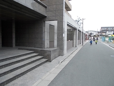 【周辺】 | コスモ江坂パークフォルム | 前面道路