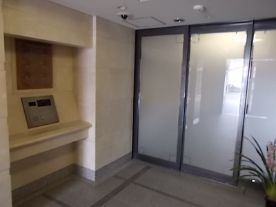 【エントランス】 | コスモ江坂パークフォルム | オートロック入口