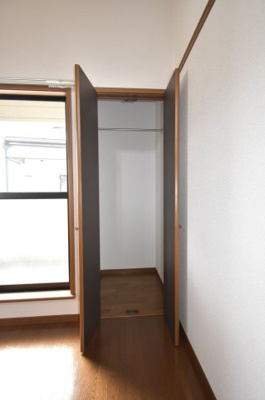 【収納】 | クレックスB | 別号室の写真になります。現況優先。