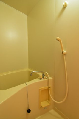 【浴室】 | クレックスB | 別号室の写真になります。現況優先。