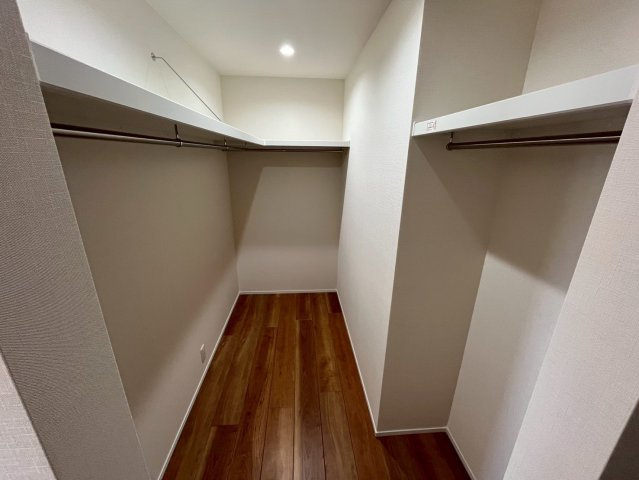 福井市西開発２丁目　未入居戸建2の収納