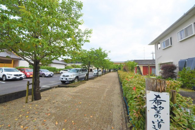 パティオニュータウン北高鍋（16号棟）の周辺|高鍋東中学校