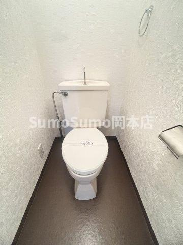 ハイツ仏天垣のトイレ|落ち着いたトイレです