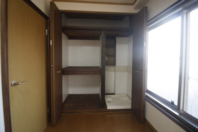 【その他】 | 柏木ビル | 物入れ　室内洗濯機置場