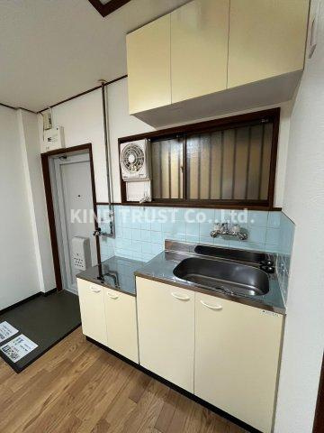 花ハイツのキッチン|使いやすいキッチンです