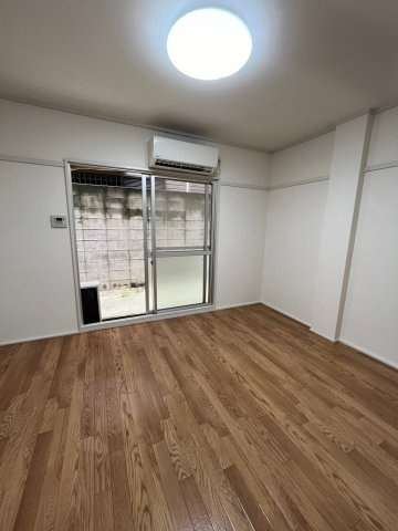 花ハイツの居間・リビング|おしゃれな居間です