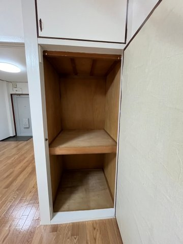 花ハイツの収納|たっぷりとした収納スペースです