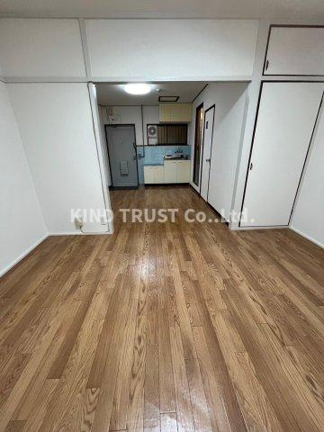 花ハイツの居間・リビング|リビングです