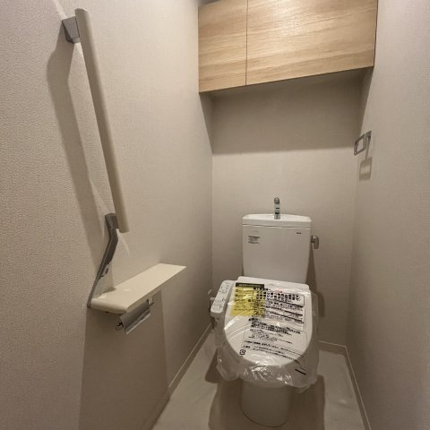 岸和田市西之内町の賃貸マンションのトイレ|トイレです