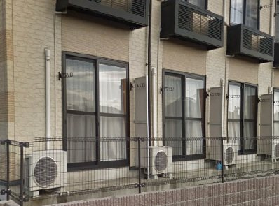 レオパレス花忍の外観