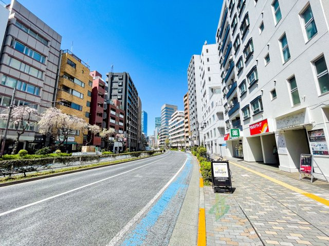 シャトレー渋谷の周辺|前面道路