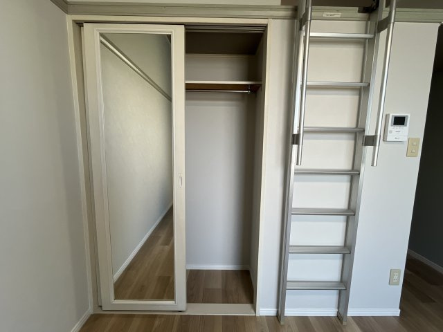 丸萬一番館の収納