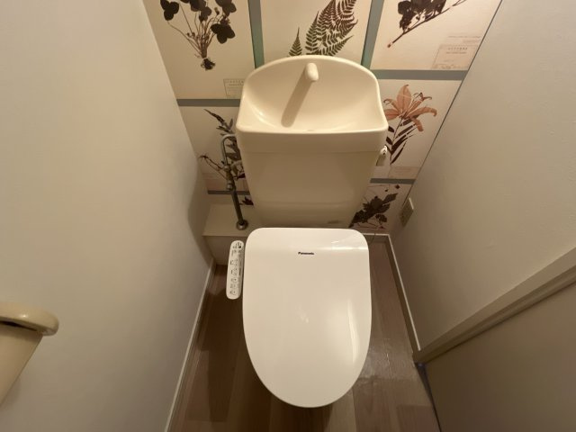 丸萬一番館のトイレ