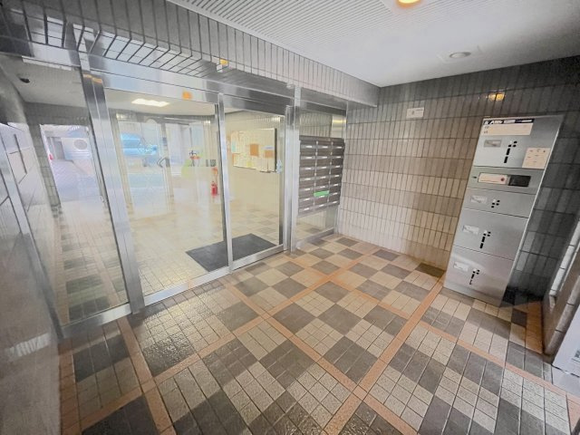 コアマンション老司のエントランス