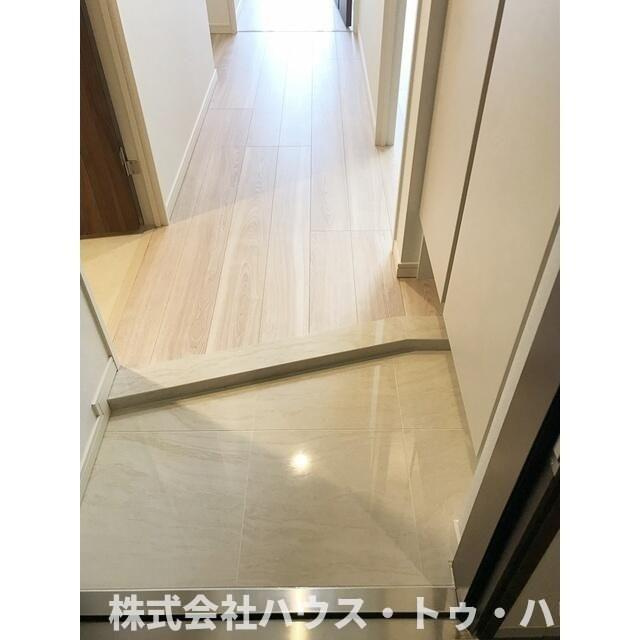 ラグゼナ流山おおたかの森の玄関