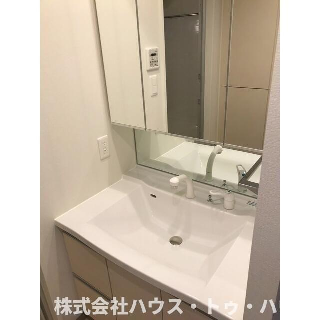 ラグゼナ流山おおたかの森の洗面所