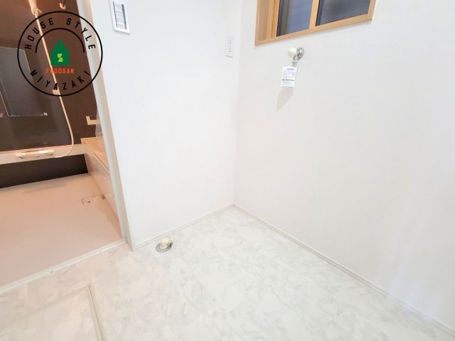 都城市一万城町モデル（1号棟）のランドリースペース|ランドリースペースとなります。広々して有効的にご使用できます。 