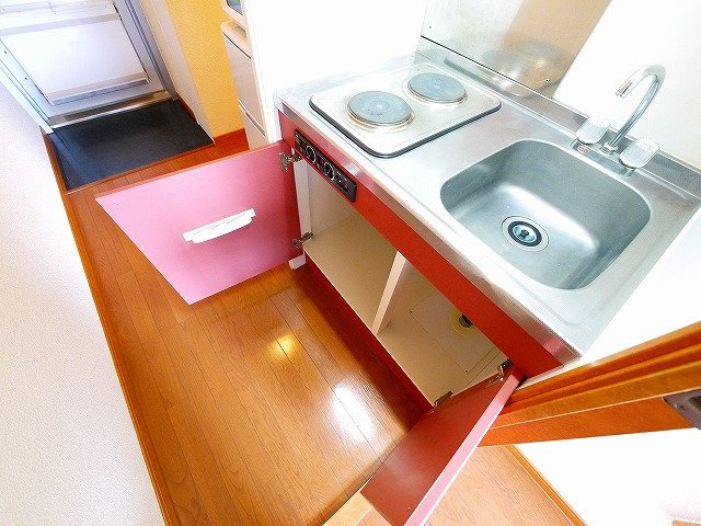 レオパレスアスカのキッチン|使いやすいキッチンです