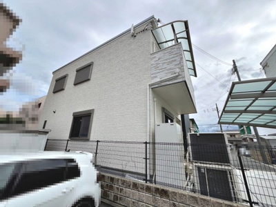 【外観】 | 曽根町２丁目　中古一戸建 | シャワー付き洗面台ですので、寝ぐせ直しもラクラクですね！