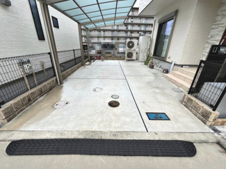 【駐車場】 | 曽根町２丁目　中古一戸建 | トイレ１階と２階の２ヶ所あります！忙しい朝や家族の多いご家庭も安心ですね♪