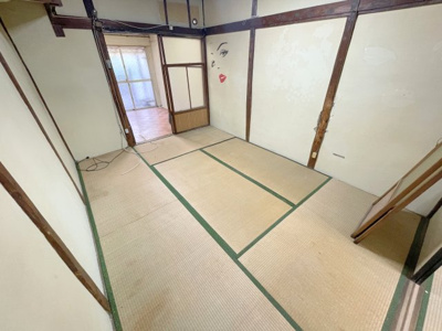 【和室】 | 次屋2丁目26－3・7連棟平屋　東から２軒目