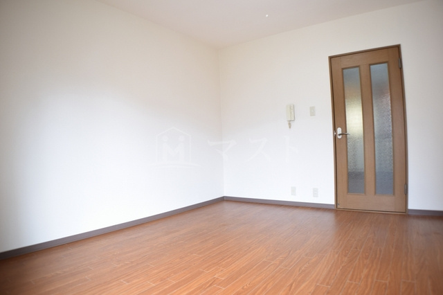 コスモリード大阪本町の内装