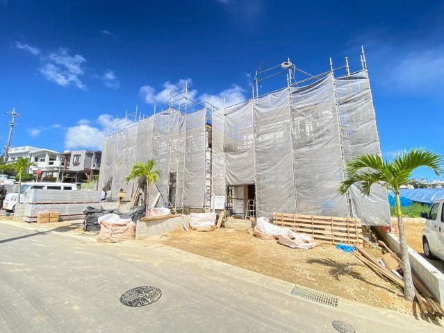 Heartful Town Okinawa　N号棟の前面道路含む現地写真
