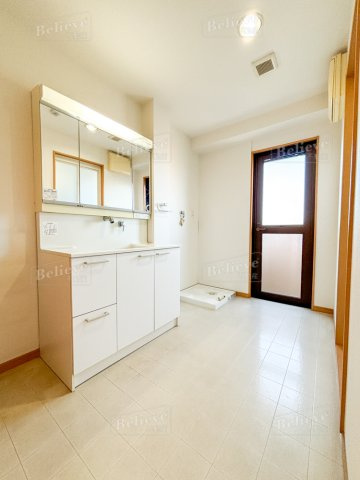 グラン・クリュ山川の内装