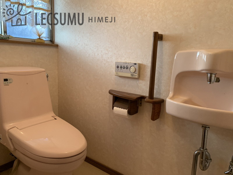 姫路市安富町長野/中古戸建のトイレ