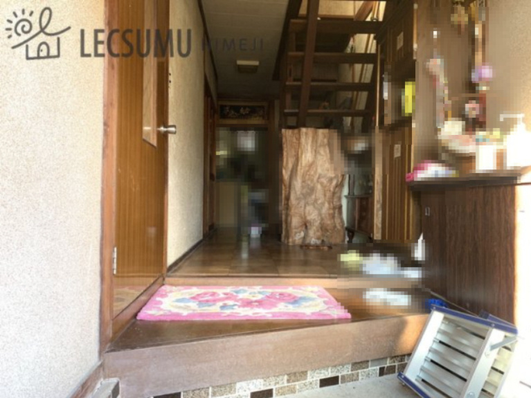 姫路市安富町長野/中古戸建の玄関