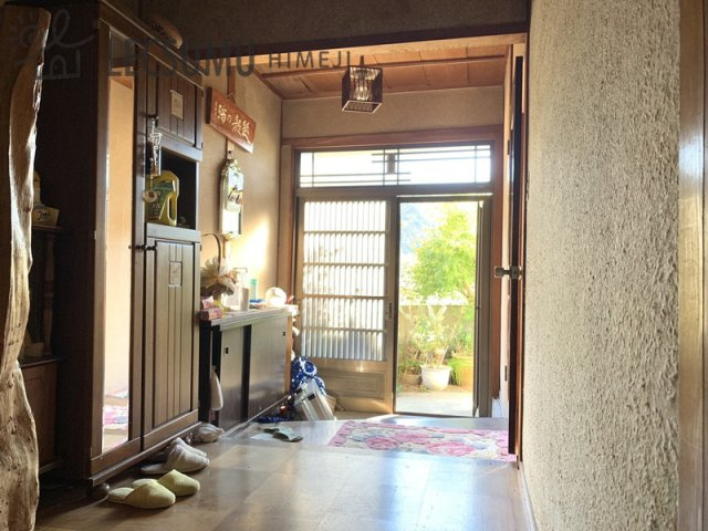 姫路市安富町長野/中古戸建の玄関