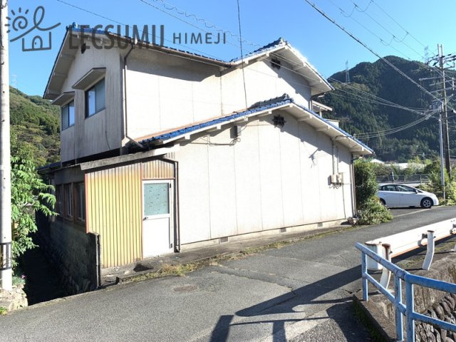 姫路市安富町長野/中古戸建の周辺