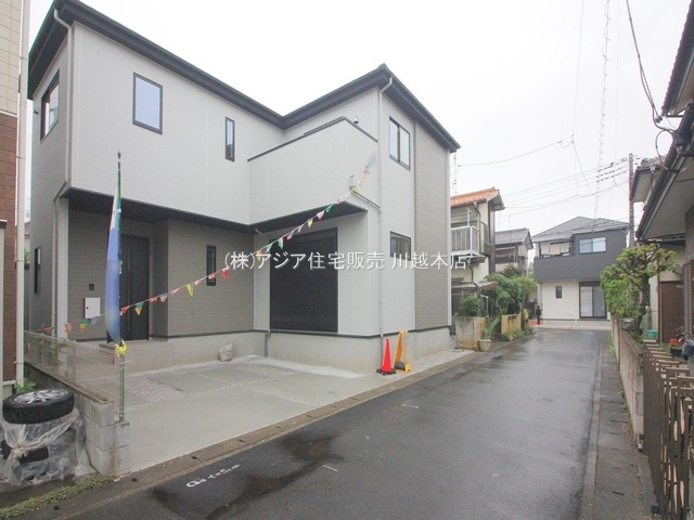 月々６万円台～　新築戸建　川越市下広谷7期の前面道路含む現地写真|前面道路含む外観