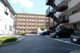 【駐車場】 | ロイヤルレインボー草津