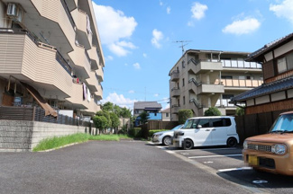 【駐車場】 | ロイヤルレインボー草津