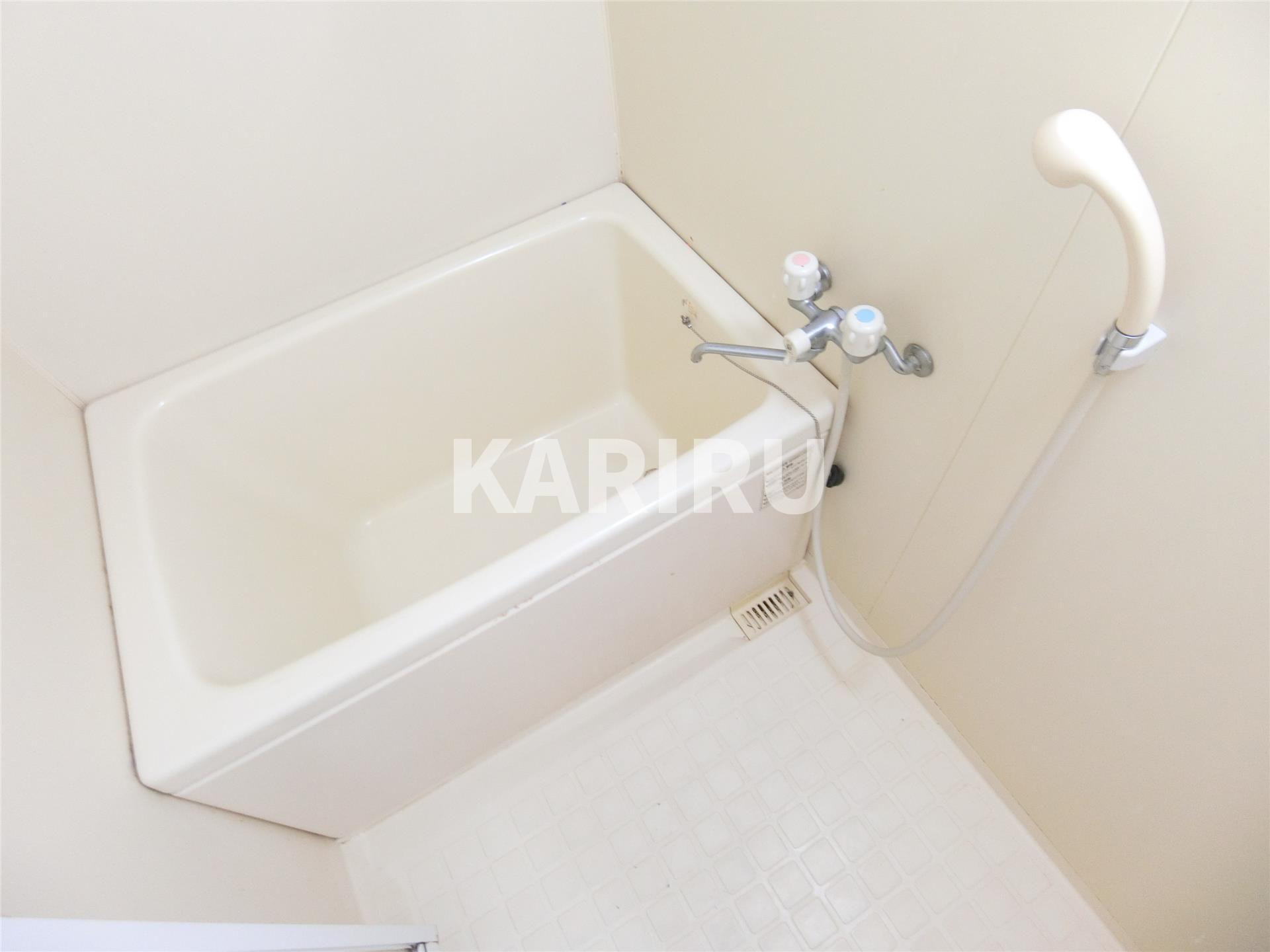 シャンボール鶴見の浴室