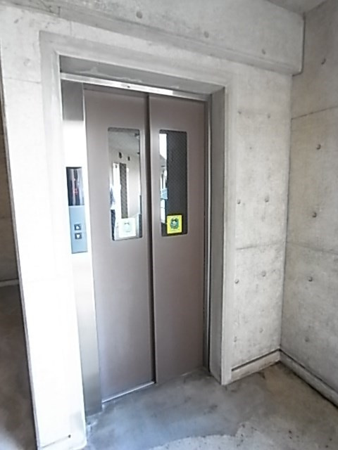 昭和レジデンスのロビー