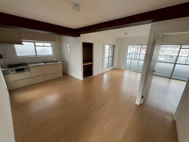 サンシャイン西芦屋の居間・リビング