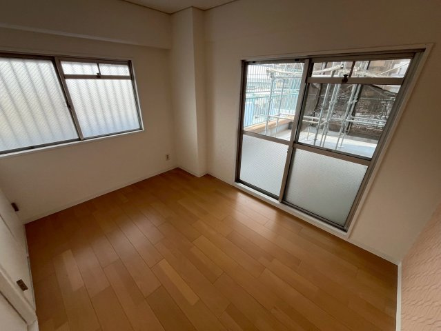 サンシャイン西芦屋の居間・リビング