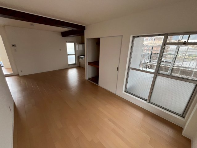 サンシャイン西芦屋の居間・リビング