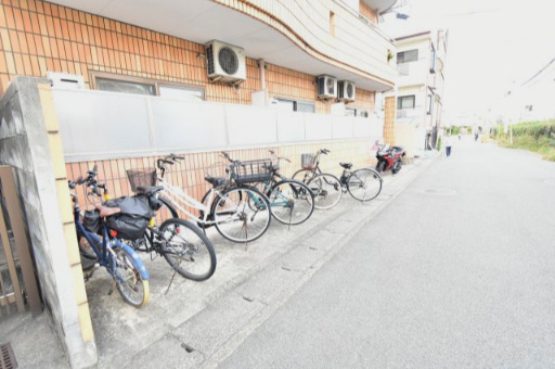 ビューハイツ桂のその他共用部分|駐輪スペース