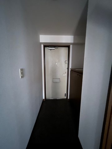 ファミール天神橋グリーンアベニューの玄関