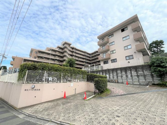 【外観】 | 8階建て2階部分の西向き住戸　専用庭付き　オートロック完備　新規内装リフォーム　安心のアフターサービス保証付き　住宅ローン減税適合物件