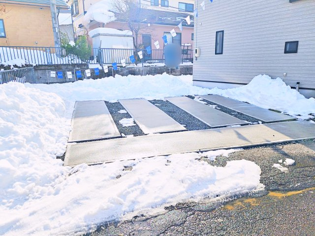 会津若松市石堂町　GAFARE　全2棟の駐車場|カースペース　2台