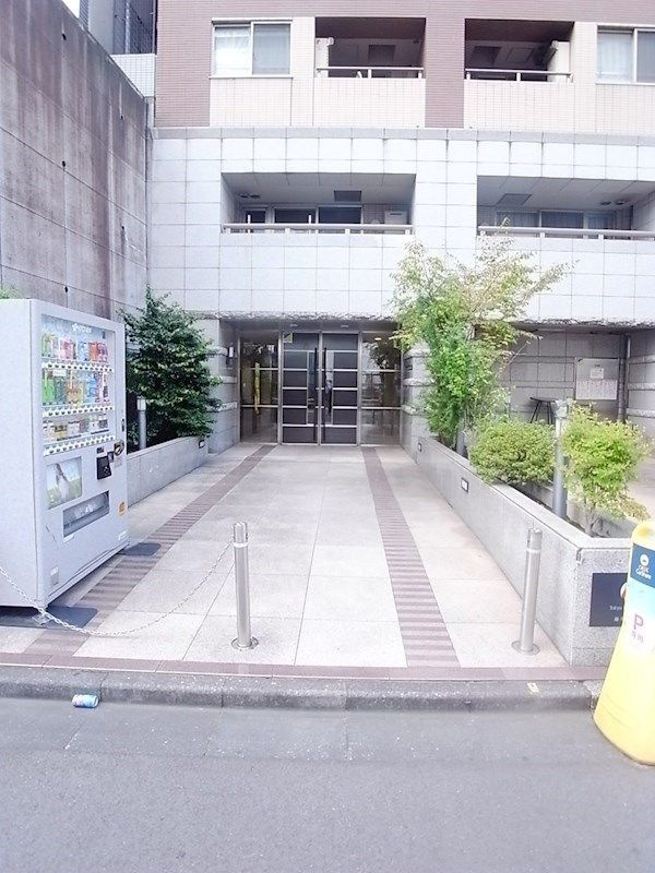 パレステュディオ渋谷STATIONFRONTのエントランス